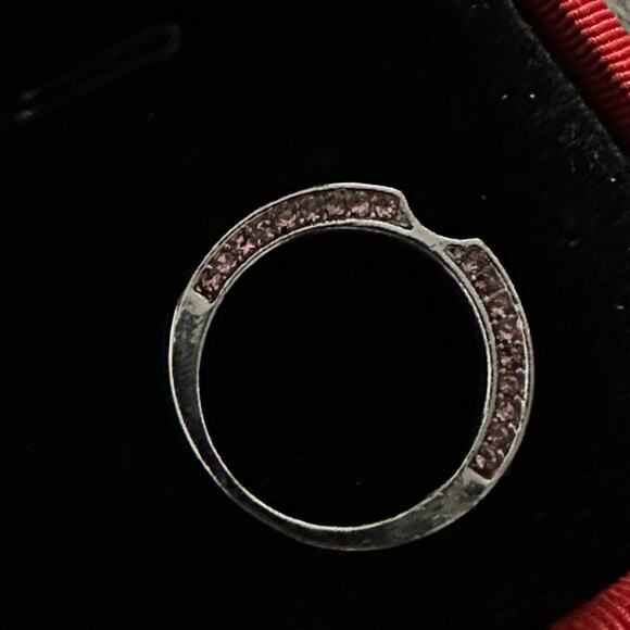 Silver‎ Toned & Pink Rhinestone Notched Stackable Ring Size 5.5 Estimated - Picture 4 of 6